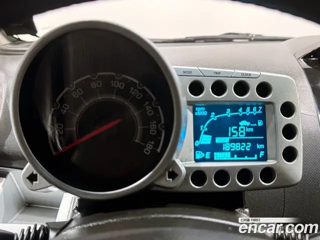 Chevrolet Spark 2012 1.0 автомат (гидро), миниатюра 5
