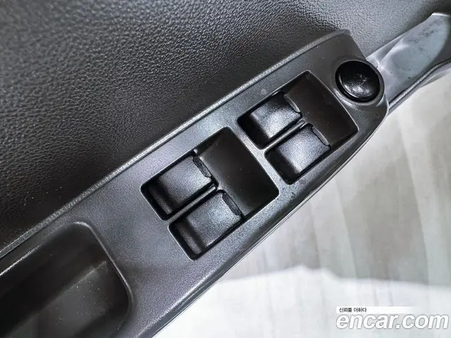 Chevrolet Spark 2012 1.0 автомат (гидро), миниатюра 7