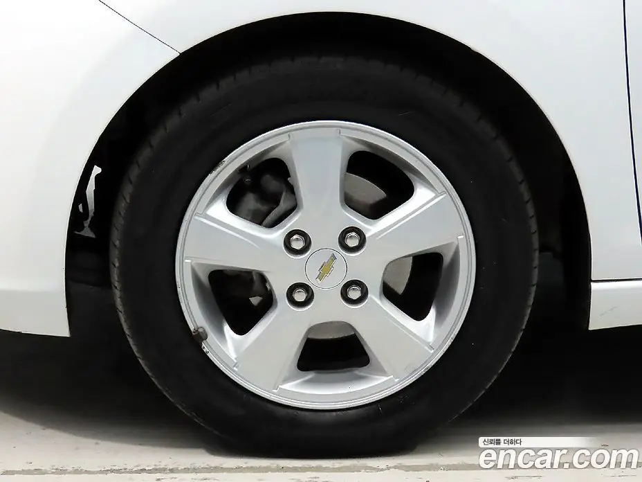 Chevrolet Spark 2015 1.0 автомат (гидро), фото 11