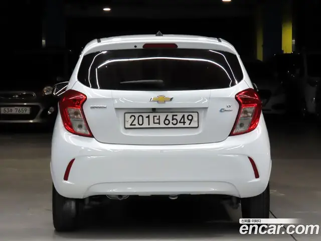 Chevrolet Spark 2015 1.0 автомат (гидро), миниатюра 3