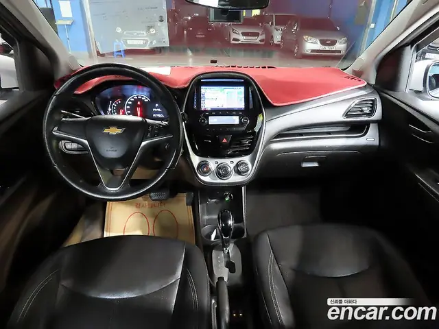 Chevrolet Spark 2015 1.0 автомат (гидро), миниатюра 5