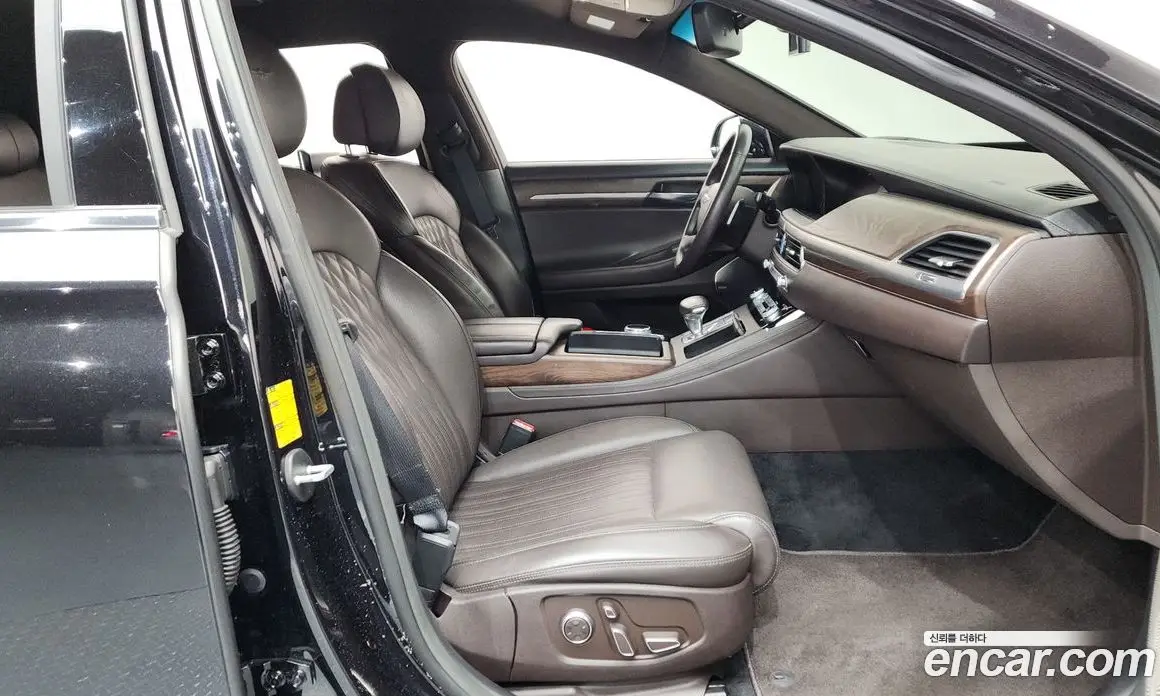 Genesis G90 2019 3.8 автомат (гидро), фото 11 Genesis G90 2019 3.8 автомат (гидро), фото 11