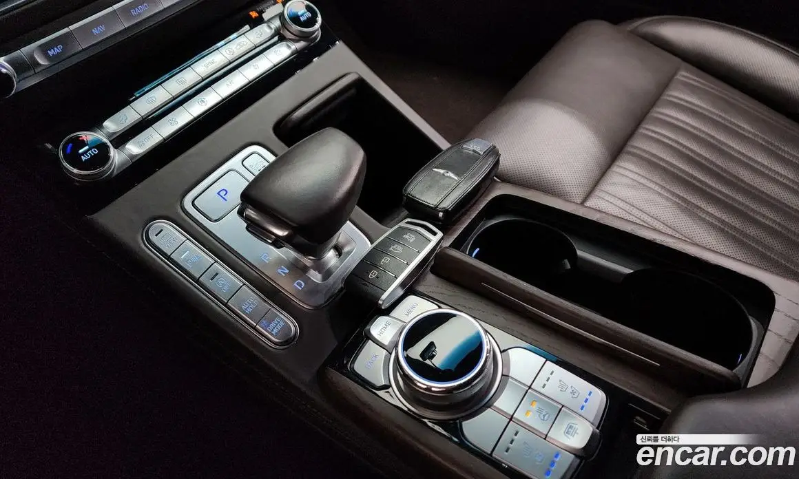 Genesis G90 2019 3.8 автомат (гидро), фото 9 Genesis G90 2019 3.8 автомат (гидро), фото 9