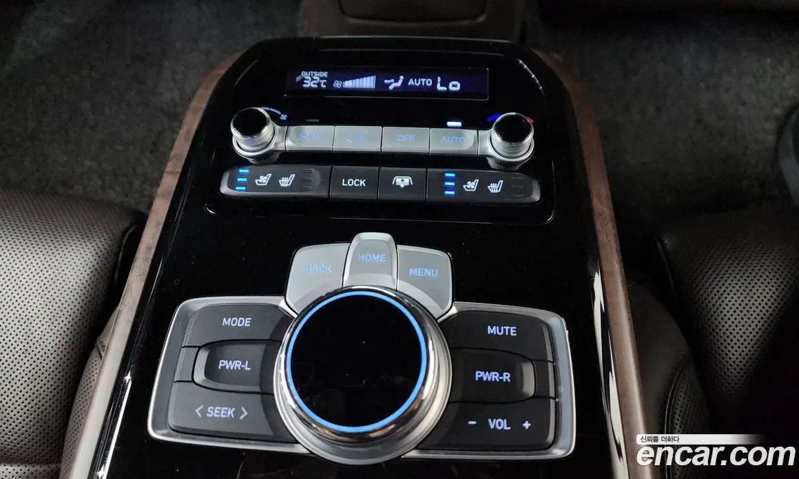 Genesis G90 2021 5.0 автомат (гидро), фото 17