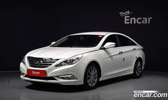 Hyundai Sonata 2013 2.0 автомат (гидро), миниатюра 1 Hyundai Sonata 2013 2.0 автомат (гидро), миниатюра 1
