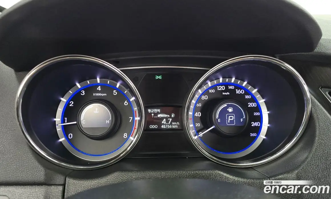 Hyundai Sonata 2013 2.0 автомат (гидро), фото 11 Hyundai Sonata 2013 2.0 автомат (гидро), фото 11