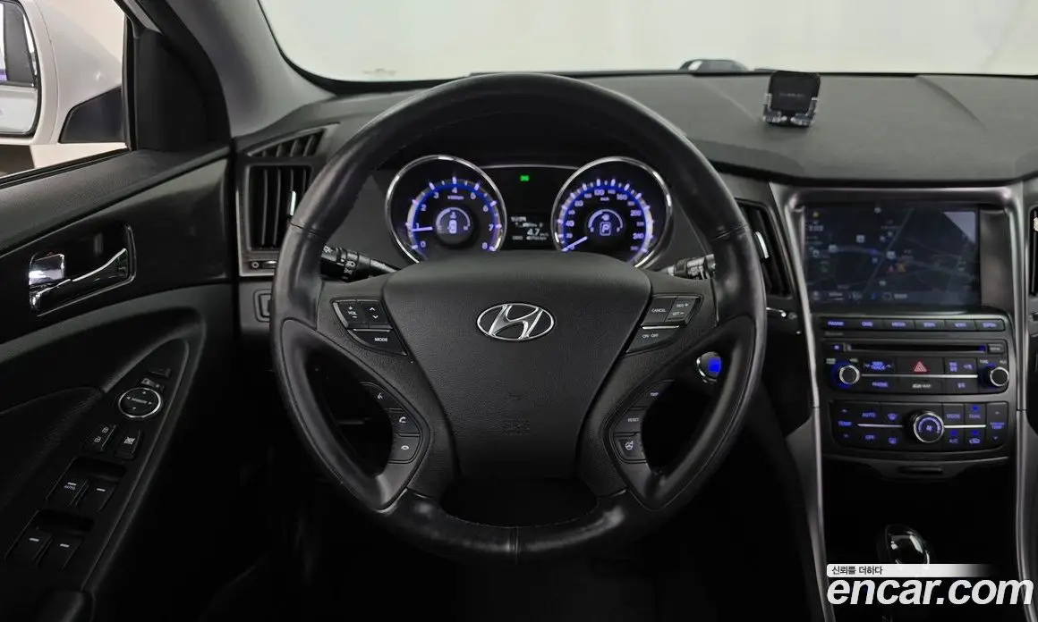 Hyundai Sonata 2013 2.0 автомат (гидро), фото 19 Hyundai Sonata 2013 2.0 автомат (гидро), фото 19