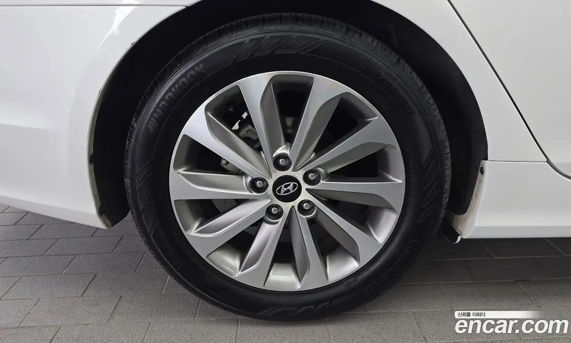 Hyundai Sonata 2013 2.0 автомат (гидро), фото 5 Hyundai Sonata 2013 2.0 автомат (гидро), фото 5