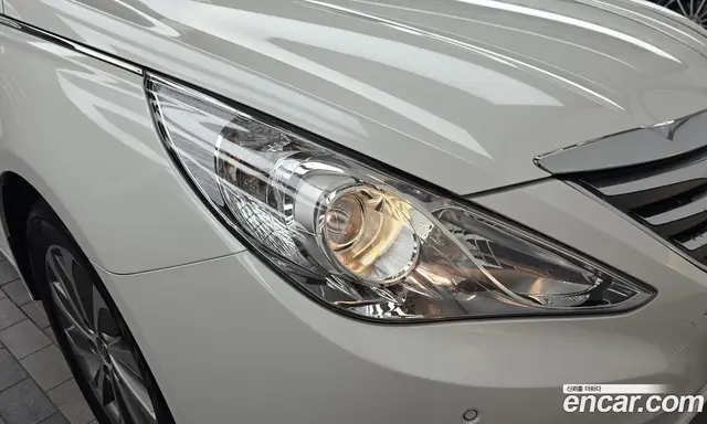 Hyundai Sonata 2013 2.0 автомат (гидро), миниатюра 8 Hyundai Sonata 2013 2.0 автомат (гидро), миниатюра 8
