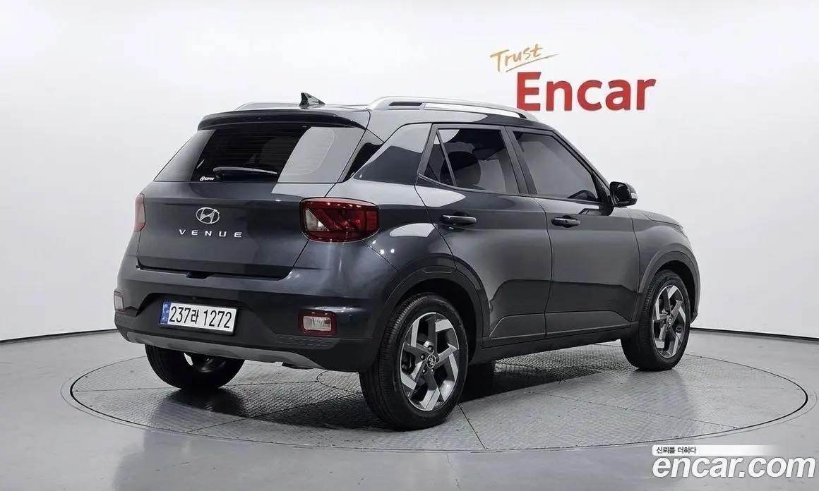 Hyundai Venue 2020 1.6 автомат (гидро), фото 2 Hyundai Venue 2020 1.6 автомат (гидро), фото 2