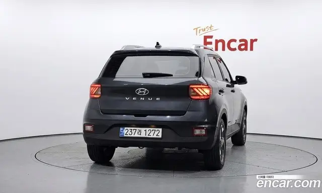 Hyundai Venue 2020 1.6 автомат (гидро), миниатюра 4 Hyundai Venue 2020 1.6 автомат (гидро), миниатюра 4