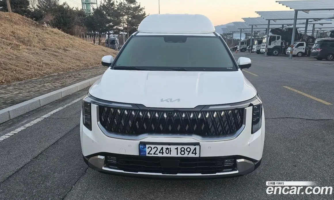 Kia Carnival 2024 3.5 автомат (гидро), фото 1 Kia Carnival 2024 3.5 автомат (гидро), фото 1