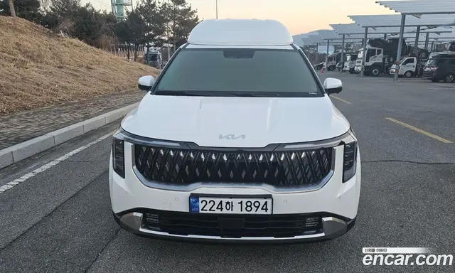 Kia Carnival 2024 3.5 автомат (гидро), миниатюра 1 Kia Carnival 2024 3.5 автомат (гидро), миниатюра 1