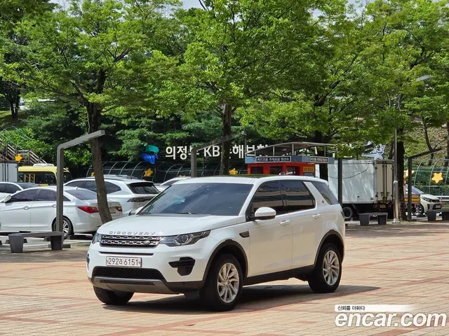 Land Rover Discovery Sport 2019 2.0 автомат (гидро), миниатюра 1 Land Rover Discovery Sport 2019 2.0 автомат (гидро), миниатюра 1