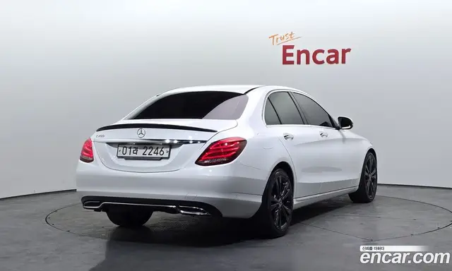 Mercedes-Benz C-Class 2018 2.0 автомат (гидро), миниатюра 2 Mercedes-Benz C-Class 2018 2.0 автомат (гидро), миниатюра 2