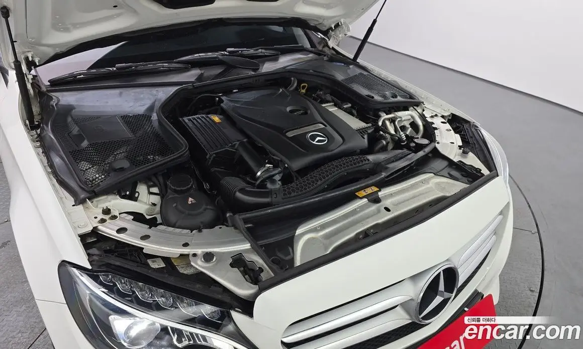 Mercedes-Benz C-Class 2018 2.0 автомат (гидро), фото 6 Mercedes-Benz C-Class 2018 2.0 автомат (гидро), фото 6