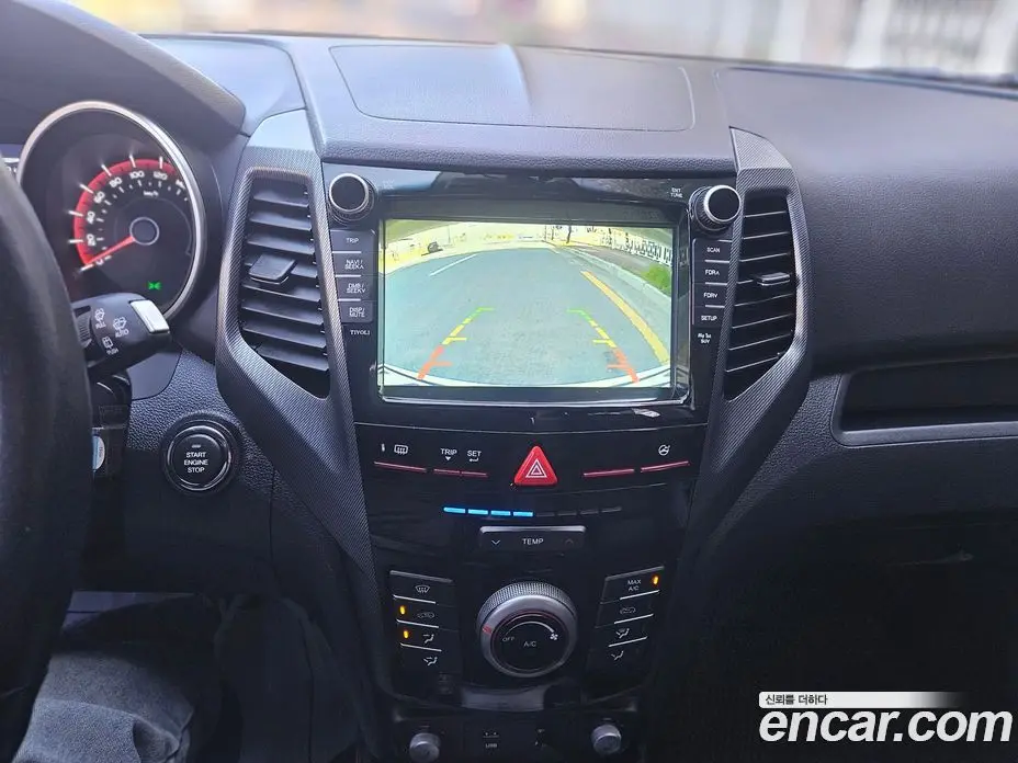 SsangYong TIBOLI 2017 1.6 автомат (гидро), фото 16