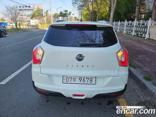 SsangYong TIBOLI 2017 1.6 автомат (гидро), миниатюра 5