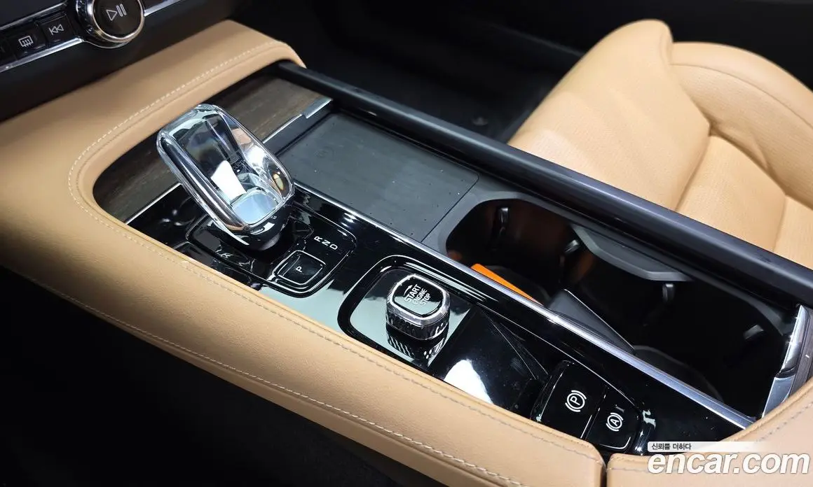 Volvo S90 2022 2.0 автомат (гидро), фото 9