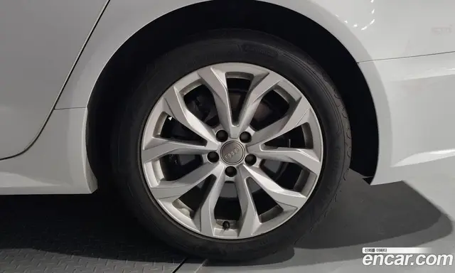 Audi A6 2018 2.0 автомат (гидро), миниатюра 7 Audi A6 2018 2.0 автомат (гидро), миниатюра 7