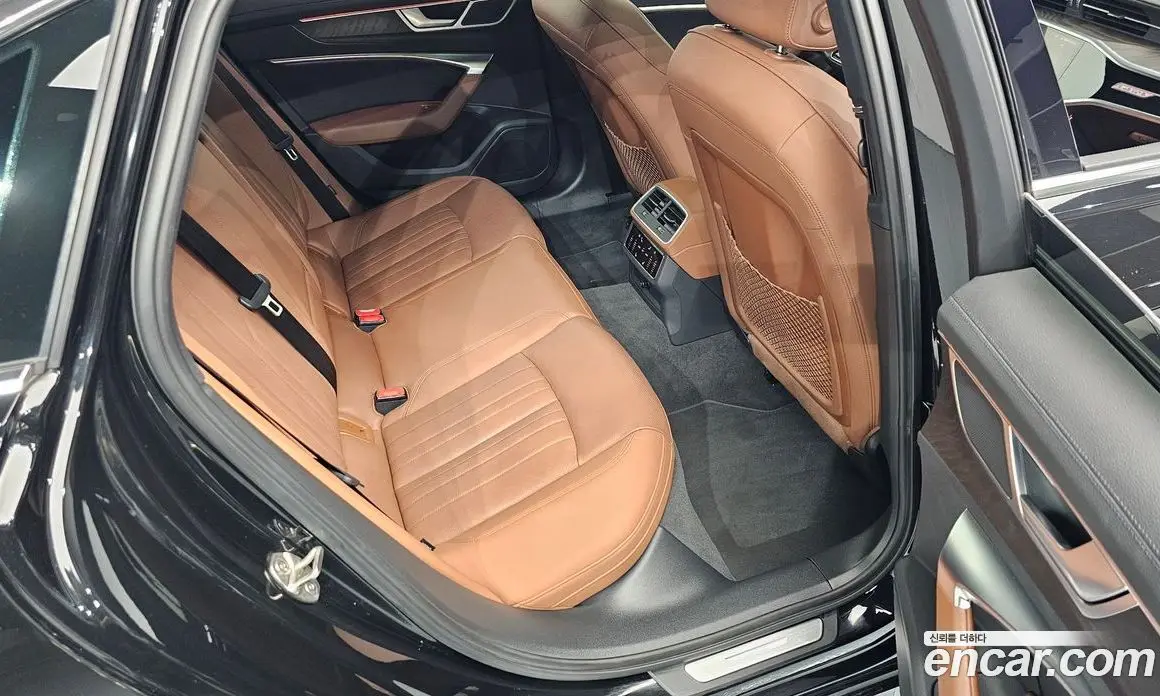 Audi A6 2021 2.0 автомат (гидро), фото 17 Audi A6 2021 2.0 автомат (гидро), фото 17