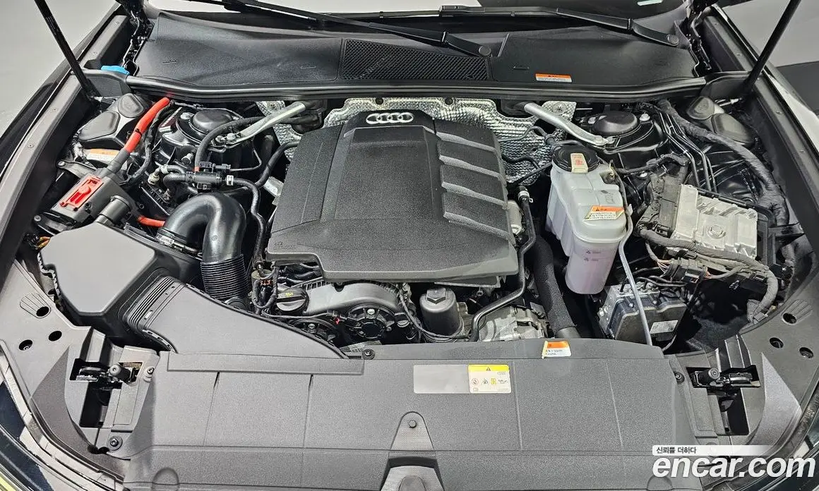 Audi A6 2021 2.0 автомат (гидро), фото 6 Audi A6 2021 2.0 автомат (гидро), фото 6