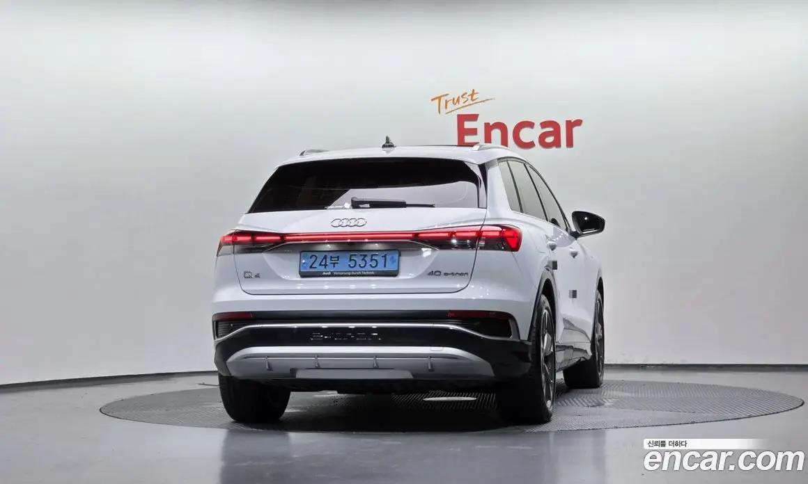 Audi Q4 e-tron 2022 0.2 автомат (гидро), фото 4 Audi Q4 e-tron 2022 0.2 автомат (гидро), фото 4