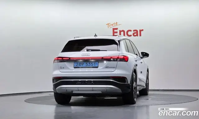 Audi Q4 e-tron 2022 0.2 автомат (гидро), миниатюра 4 Audi Q4 e-tron 2022 0.2 автомат (гидро), миниатюра 4