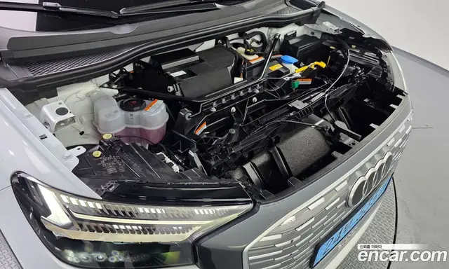 Audi Q4 e-tron 2022 0.2 автомат (гидро), миниатюра 6 Audi Q4 e-tron 2022 0.2 автомат (гидро), миниатюра 6