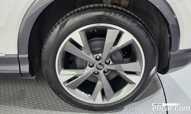 Audi Q4 e-tron 2022 0.2 автомат (гидро), миниатюра 7 Audi Q4 e-tron 2022 0.2 автомат (гидро), миниатюра 7