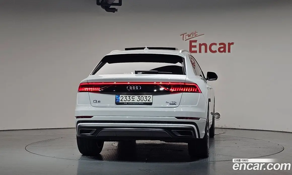 Audi Q8 2021 3.0 автомат (гидро), фото 3 Audi Q8 2021 3.0 автомат (гидро), фото 3