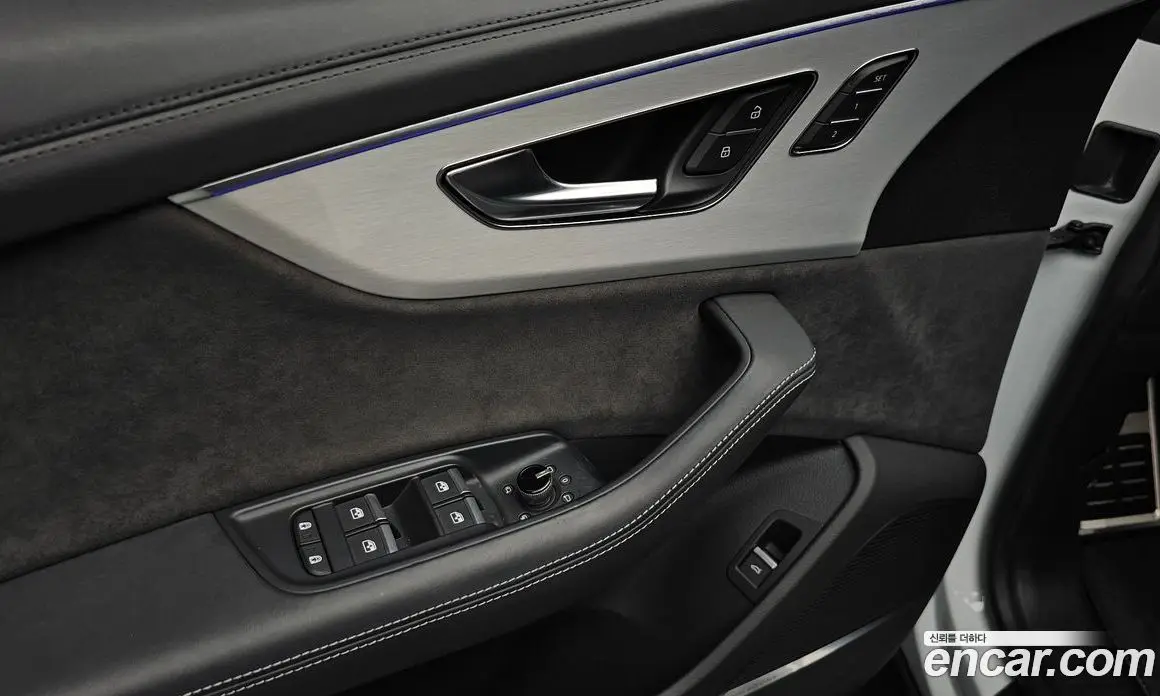 Audi Q8 2021 3.0 автомат (гидро), фото 30 Audi Q8 2021 3.0 автомат (гидро), фото 30