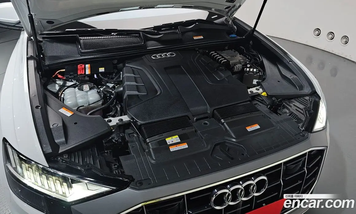 Audi Q8 2021 3.0 автомат (гидро), фото 5 Audi Q8 2021 3.0 автомат (гидро), фото 5