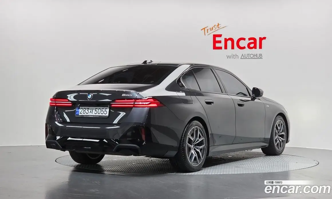 BMW 5 серия 2023 2.0 автомат (гидро), фото 1 BMW 5 серия 2023 2.0 автомат (гидро), фото 1