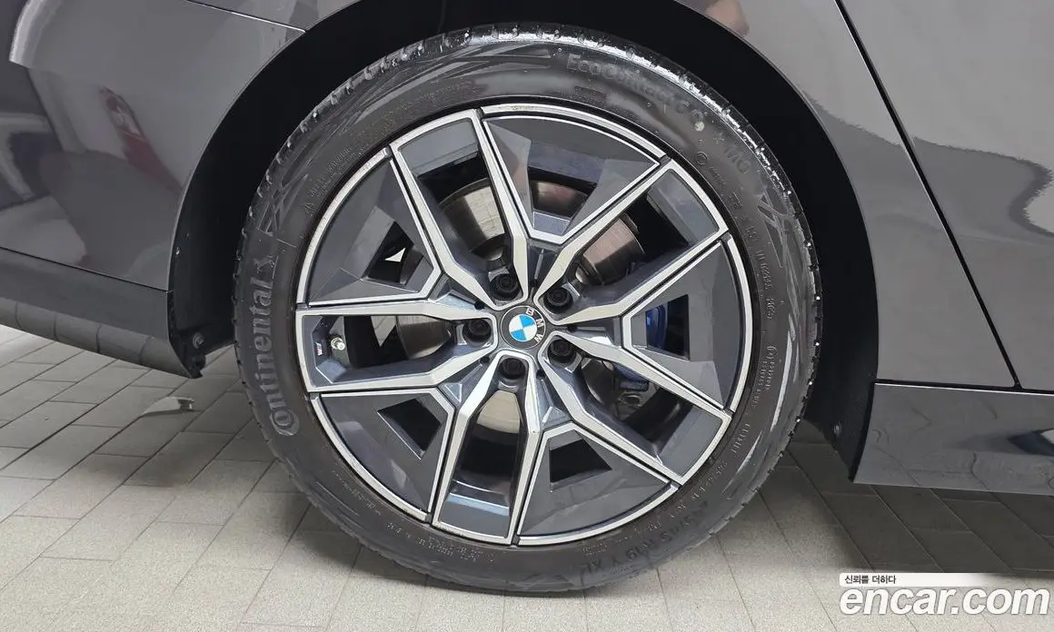 BMW 5 серия 2023 2.0 автомат (гидро), фото 4 BMW 5 серия 2023 2.0 автомат (гидро), фото 4