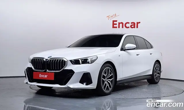 BMW 5 серия 2025 2.0 автомат (гидро), миниатюра 1 BMW 5 серия 2025 2.0 автомат (гидро), миниатюра 1