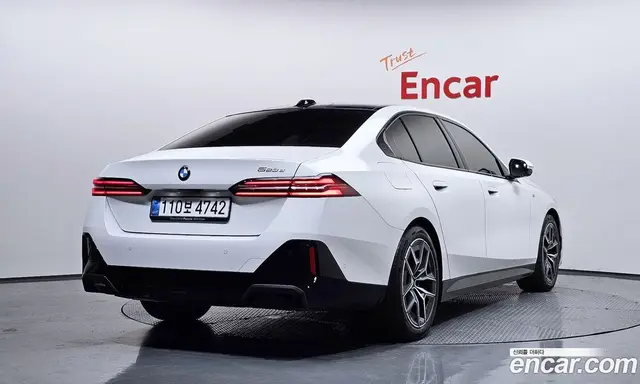 BMW 5 серия 2025 2.0 автомат (гидро), миниатюра 2 BMW 5 серия 2025 2.0 автомат (гидро), миниатюра 2