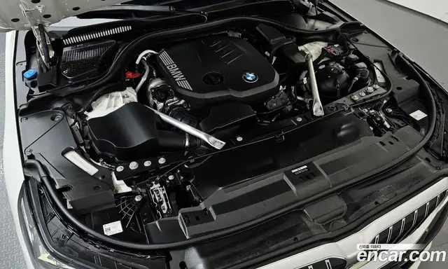 BMW 5 серия 2025 2.0 автомат (гидро), миниатюра 6 BMW 5 серия 2025 2.0 автомат (гидро), миниатюра 6