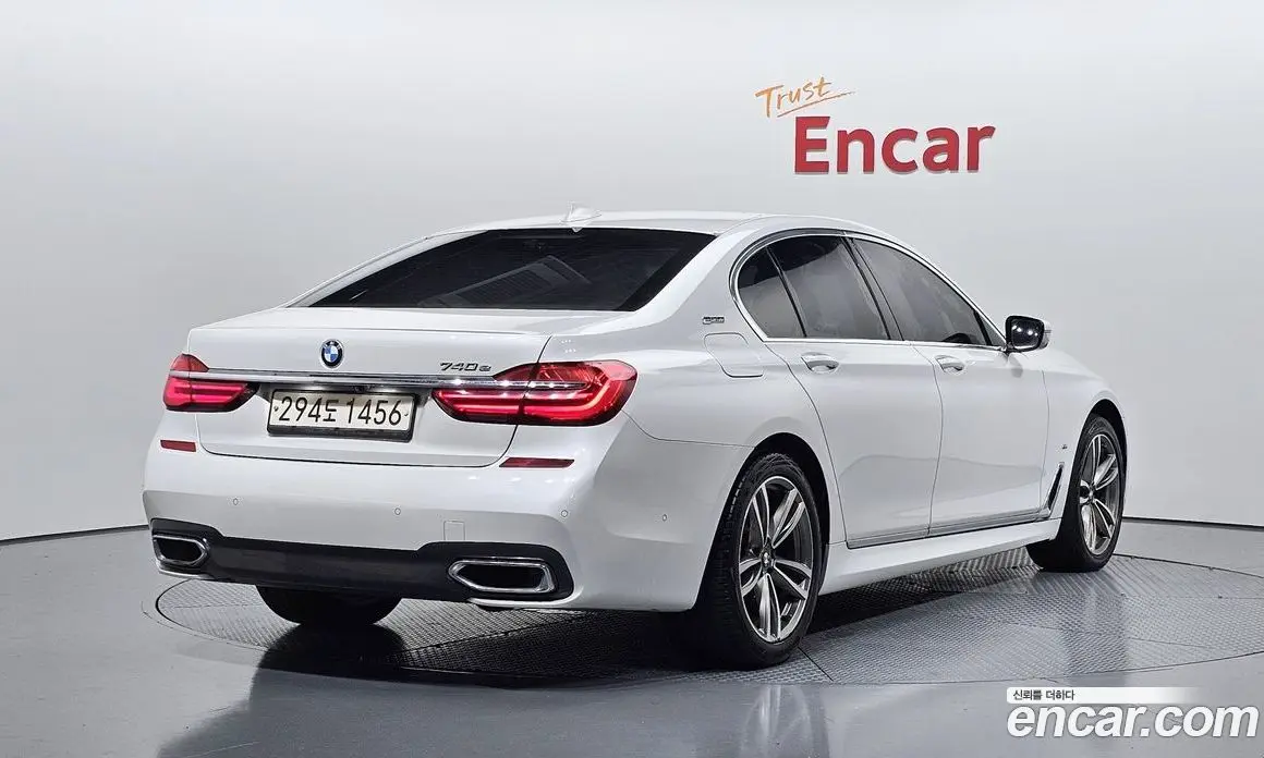BMW 7 серия 2019 2.0 автомат (гидро), фото 2 BMW 7 серия 2019 2.0 автомат (гидро), фото 2