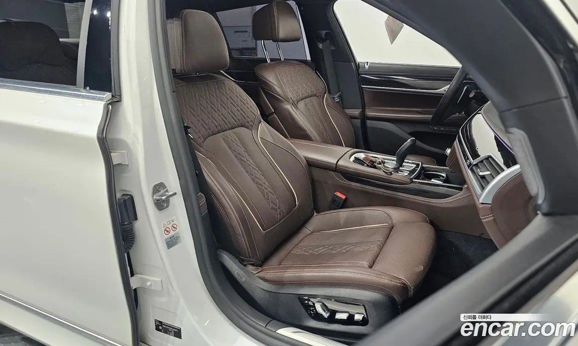 BMW 7 серия 2019 2.0 автомат (гидро), фото 12 BMW 7 серия 2019 2.0 автомат (гидро), фото 12