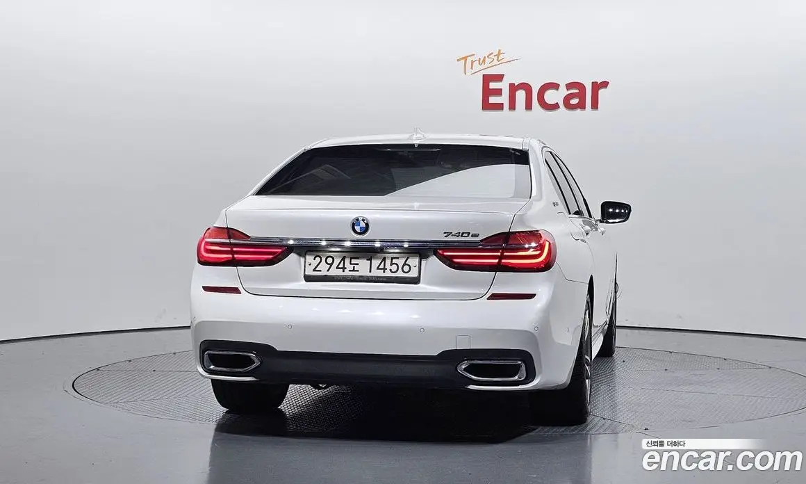 BMW 7 серия 2019 2.0 автомат (гидро), фото 4 BMW 7 серия 2019 2.0 автомат (гидро), фото 4