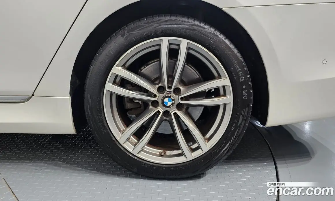 BMW 7 серия 2019 2.0 автомат (гидро), фото 5 BMW 7 серия 2019 2.0 автомат (гидро), фото 5