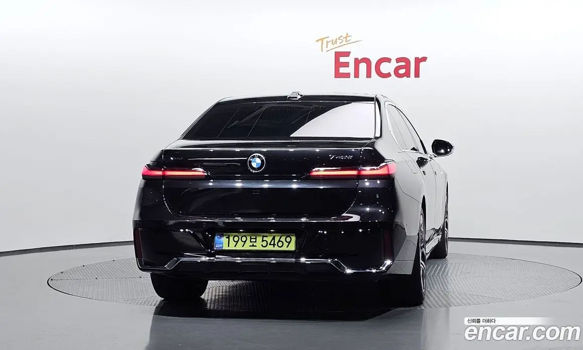 BMW 7 серия 2025 3.0 автомат (гидро), фото 4