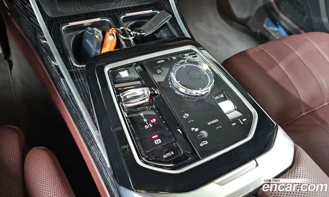BMW 7 серия 2025 3.0 автомат (гидро), миниатюра 9
