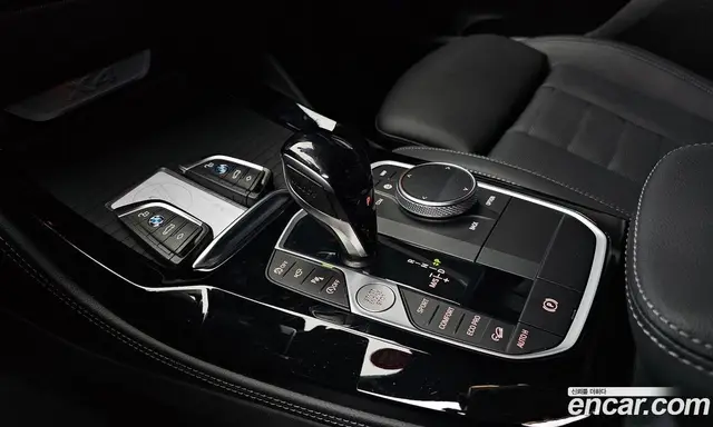 BMW X4 2025 2.0 автомат (гидро), миниатюра 12