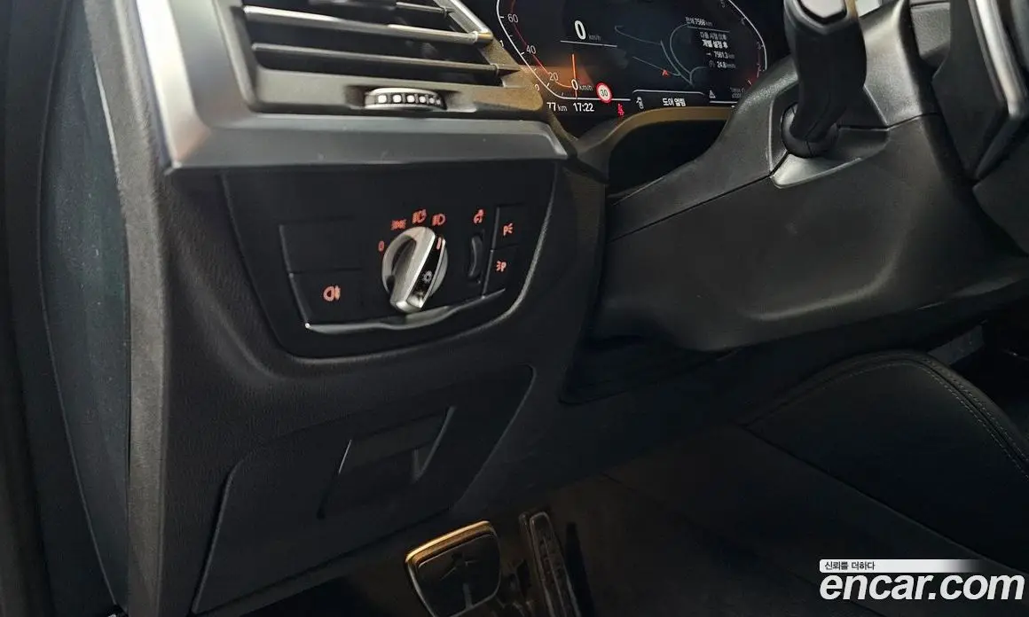 BMW X4 2025 2.0 автомат (гидро), фото 28 BMW X4 2025 2.0 автомат (гидро), фото 28