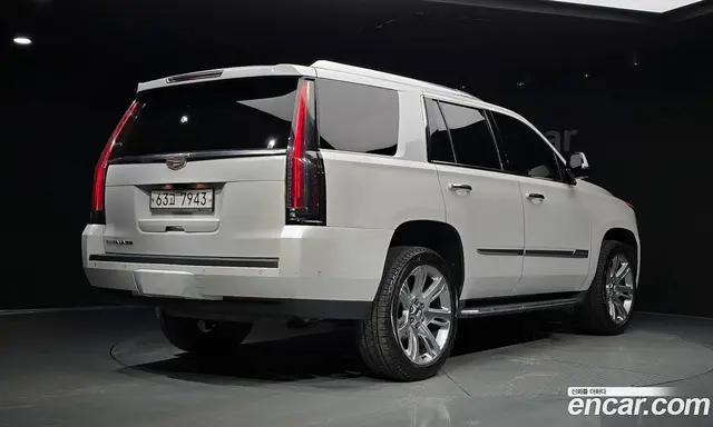 Cadillac Escalade 2018 6.2 автомат (гидро), миниатюра 2 Cadillac Escalade 2018 6.2 автомат (гидро), миниатюра 2