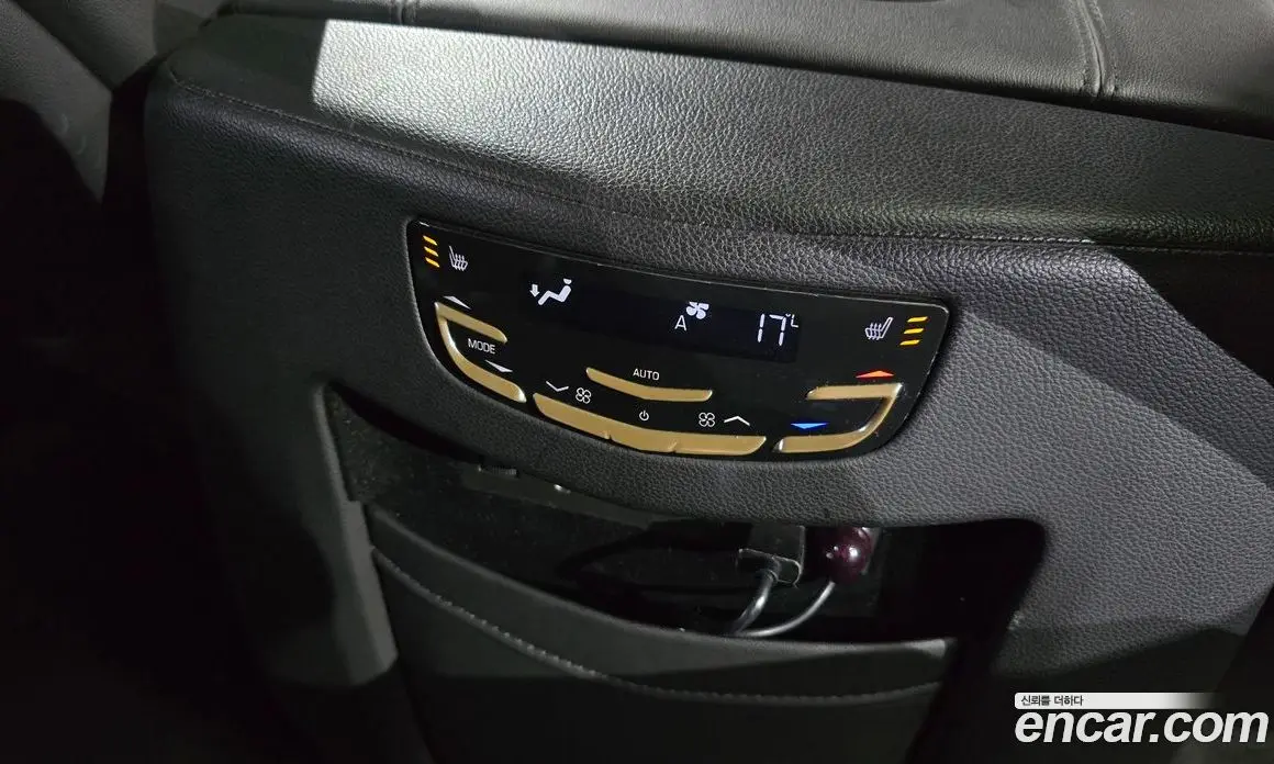 Cadillac Escalade 2018 6.2 автомат (гидро), фото 19 Cadillac Escalade 2018 6.2 автомат (гидро), фото 19