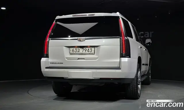 Cadillac Escalade 2018 6.2 автомат (гидро), миниатюра 4 Cadillac Escalade 2018 6.2 автомат (гидро), миниатюра 4