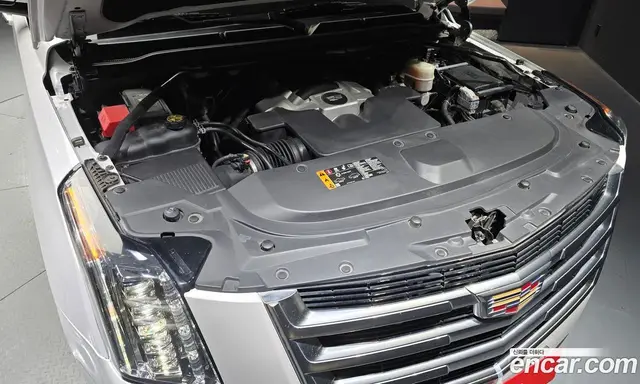 Cadillac Escalade 2018 6.2 автомат (гидро), миниатюра 6 Cadillac Escalade 2018 6.2 автомат (гидро), миниатюра 6